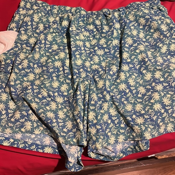 Pfg Columbia swimming shorts. Size XXl. Barely worn - Picture 3 of 3